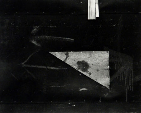 Gloucester 1, 1944,　gelatin silver print,　8x10 inches　©Aaron Siskind Foundation