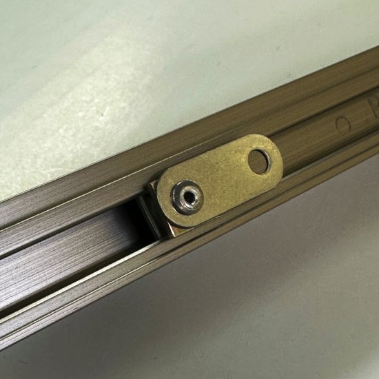 (商品画像) 落下防止金具 アルミ額用 新型 