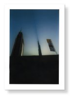 楢橋朝子：近づいては遠ざかる 