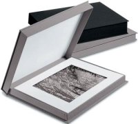 ポートフォリオケース 16x20x2インチ ブラック 【在庫限り】