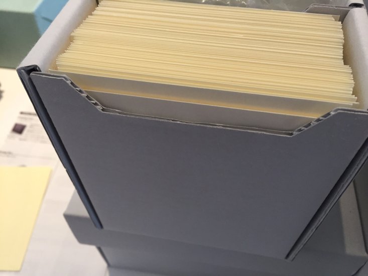 (商品画像) 4x5フィルム用 中性紙三つ折りフォルダ (100 枚)