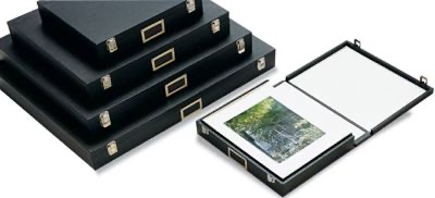 ミュージアムケース 32x40インチ 【在庫限り】